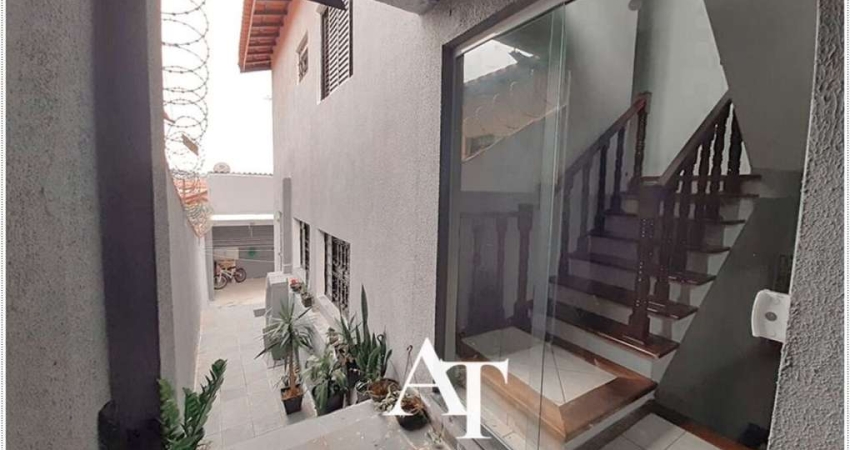 CASA NO BUTANTÃ COM 3 DORMITORIOS, 2 VAGAS COM QUINTAL-FL52