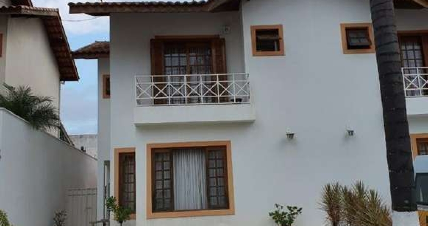 Casa de Condomínio com 3 quartos - Jardim da Gloria - Cotia - FL63