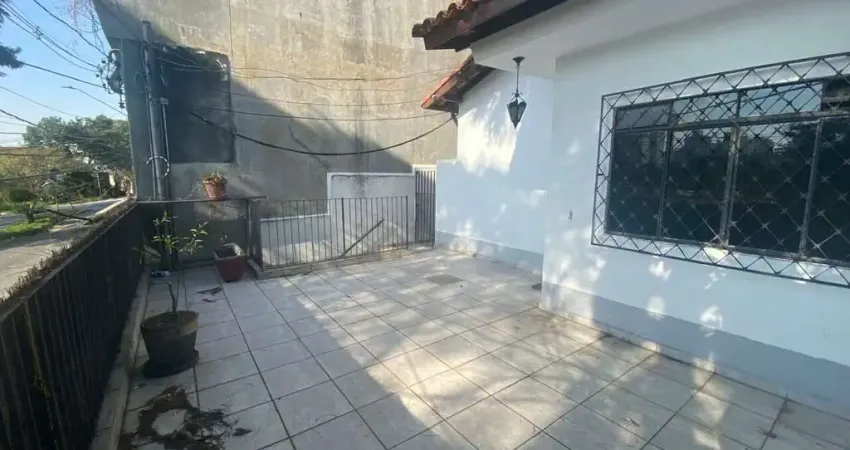 Sobrado com 2 quartos 2 vagas com Edícula no Butantã FL64