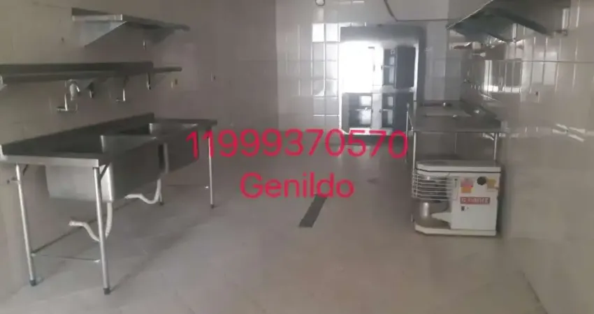 Sobrado comercial com 2 quartos, 2 vagas, 3 banheiros quintal, próximo do metro vila sonia fl55