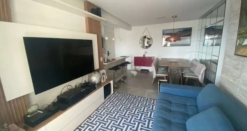 Apartamento com 3 quartos com 1suíte sacada aberta e estendida no Butantã. FL64