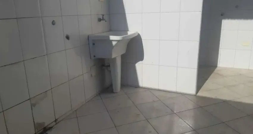 Casa em condomínio fechado com 2 quartos para alugar na Rua Plínio Salgado, 2147483647, Jardim Peri Peri, São Paulo