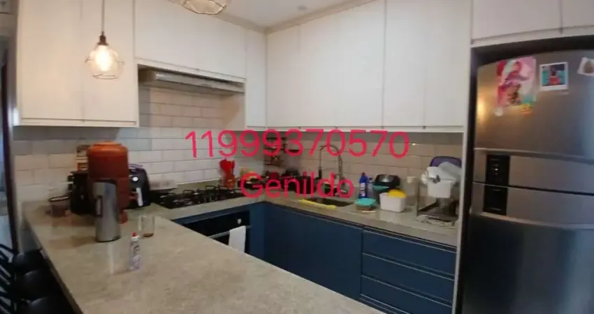 CASA COM 2 QUARTOS SENDO 1 COM TERRAÇO 2 VAGAS COM PORTÃO ELETROTÔNICO ARMÁRIOS PANEJADOS FL55