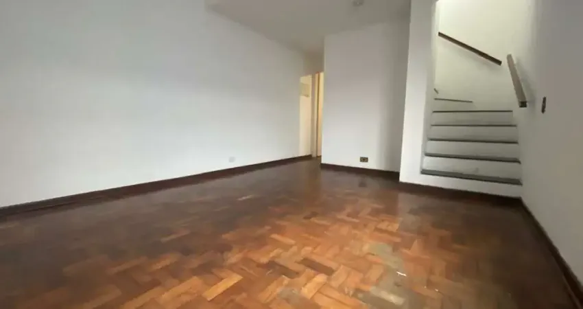 Sobrado com 3 quartos, 1 suíte, edicula, 2 vagas no butantã. fl64