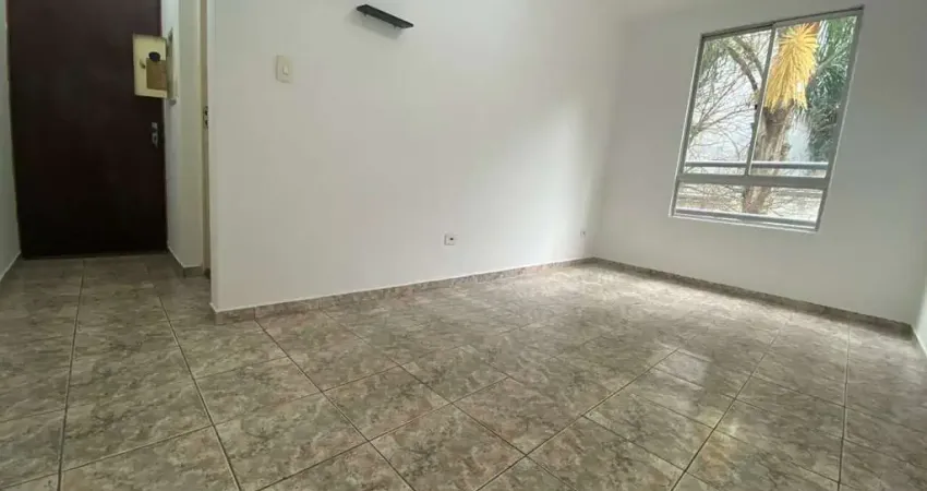 Apartamento com 2 quartos para alugar na R Tomaz da Mota, Jardim Pinheiros, São Paulo