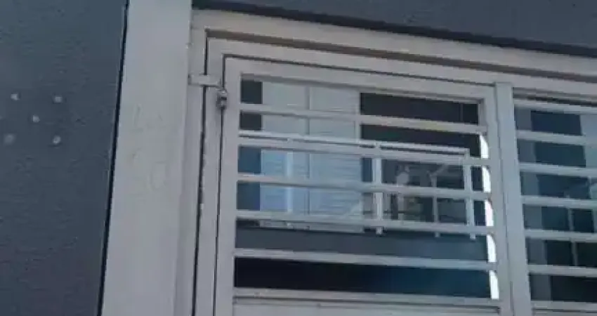 Casa com 2 quartos para alugar na Rua Pascoal Pássaro, 65, Rio Pequeno, São Paulo