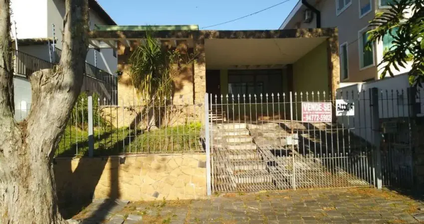 Venda casa térrea 196m² 03 quartos 01 suíte e 04 vagas de garagens fl38