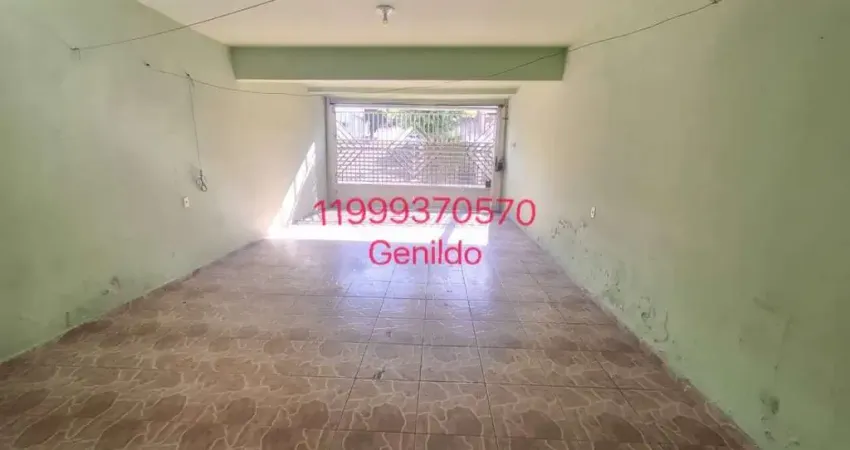 Sobrado com 3 quartos, 3 vagas com portão eletrônico, 2 banheiros, armários planejados fl55