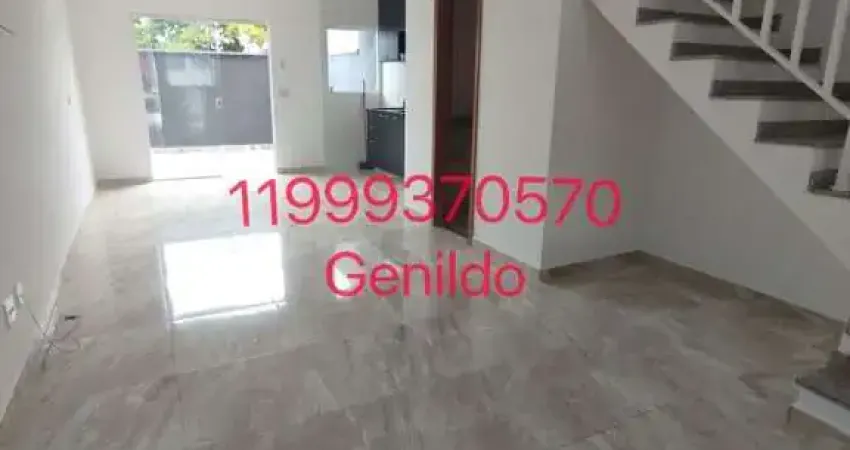 Casa 2 quartos 2 suites com sacada 2 vagas quintal a 10 minuto do metro próximo da usp fl55