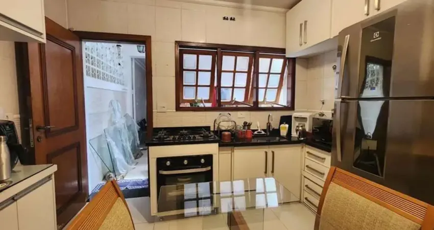 Sobrado venda 100m² 03 quartos 01 sui´te e duas vagas de garagens - fl38