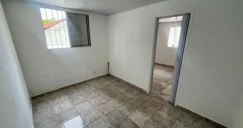 Casa com 1 quarto para alugar na Travessa Pereira do Lago, 502, Vila Gomes, São Paulo