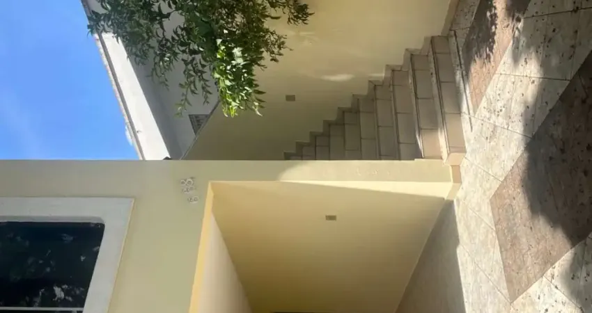 Casa em condomínio fechado com 3 quartos para alugar na Rua Poetisa Colombina, 111, Jardim Bonfiglioli, São Paulo