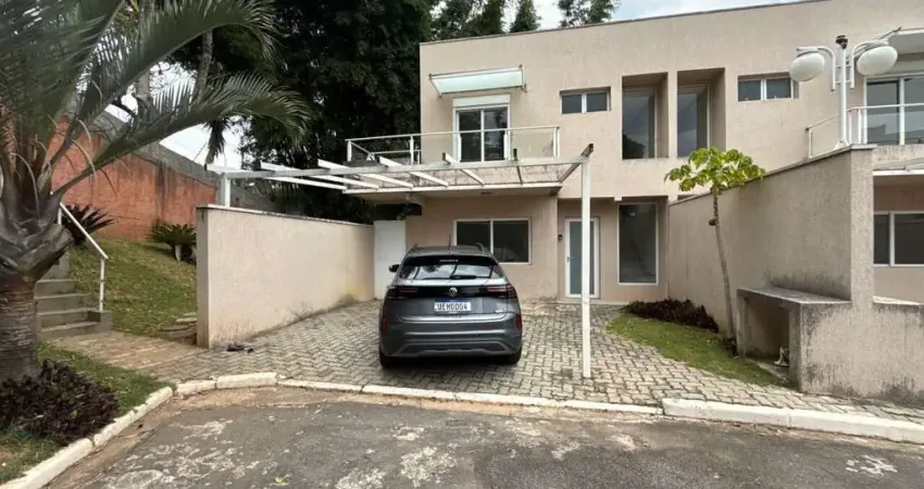 Casa condomínio 3 quartos sendo 1 suíte , 2 vaga de carro. fl58