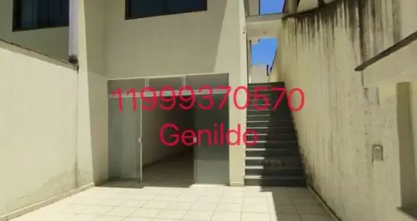 Sobrado 3 quartos, 3 suites, 1 suite com sacada, 3 vagas, salão, quintal, fácil acesso ao metro fl55