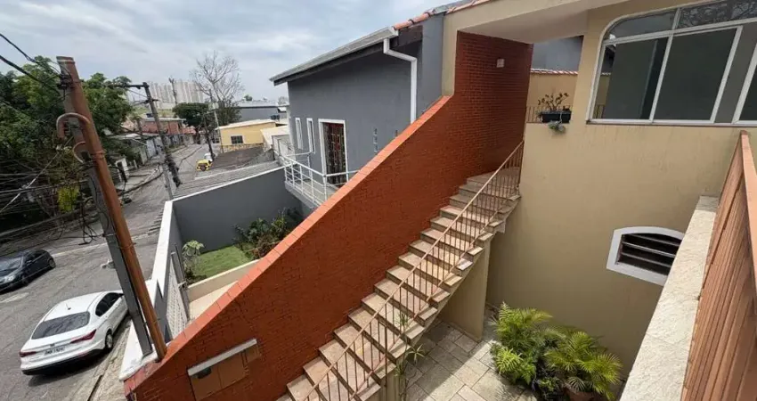 Casa para alugar com 3 quartos, quintal e edícula - jd são jorge. fl56