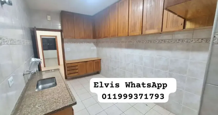 Casa com 2 quartos para alugar na Rua Tavares Vilela, Jardim Trussardi, São Paulo