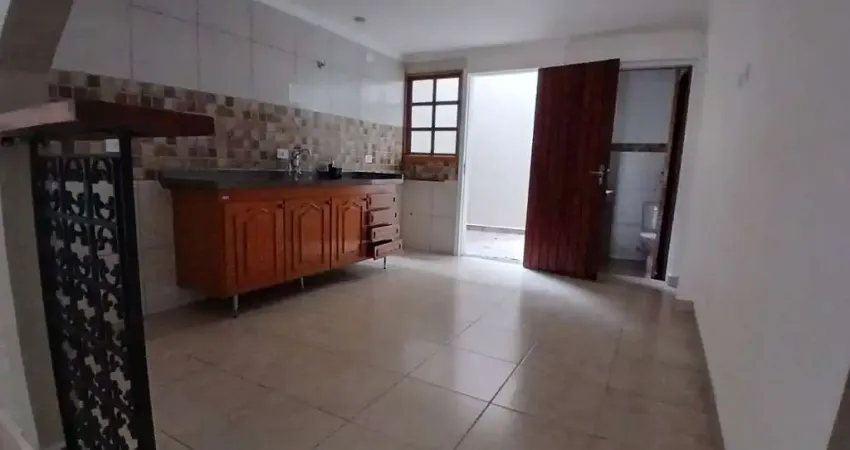 Casa em condomínio fechado com 2 quartos para alugar na Avenida General Mac Arthur, 914, Vila Lageado, São Paulo