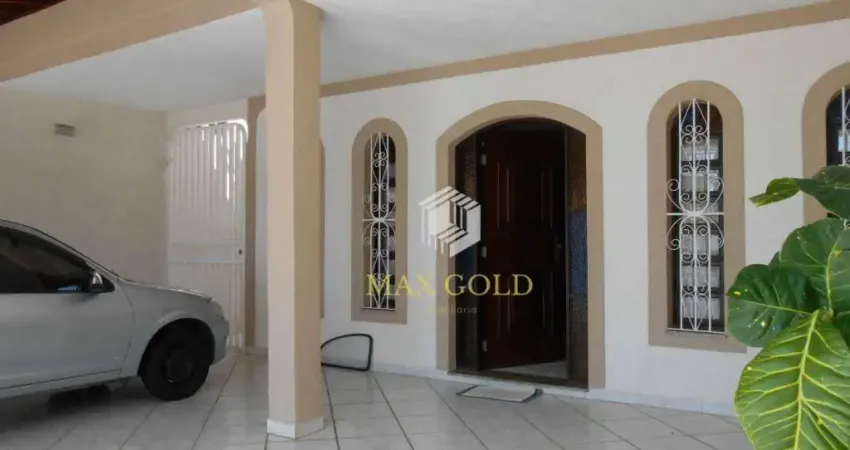 Casa com 3 dormitórios à venda, 203 m² por R$ 680.000,00 - Vila Jaboticabeira - Taubaté/SP