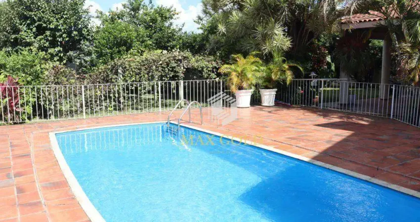 Casa com 4 dormitórios à venda, 276 m² por R$ 950.000,00 - Vila São Geraldo - Taubaté/SP
