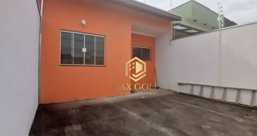 Casa com 3 dormitórios à venda, 80 m² por R$ 375.000,00 - Piracangaguá (Chácara Flórida) - Taubaté/SP