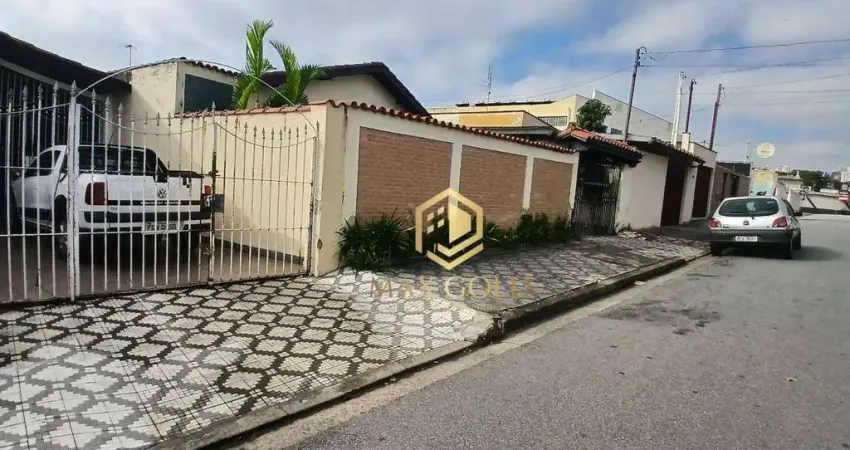 Casa com 3 dormitórios para alugar, 120 m² por R$ 3.162,00/mês - Vila Jaboticabeira - Taubaté/SP
