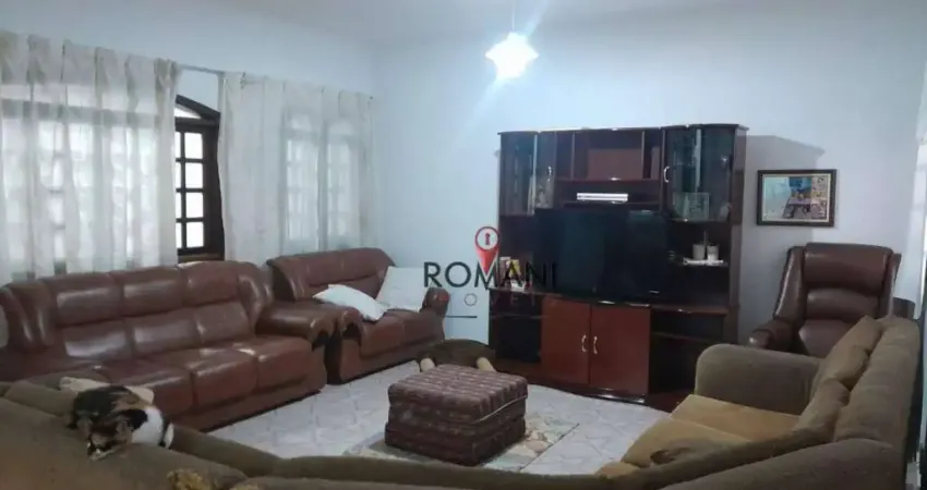 Sobrado com 6 dormitórios à venda, 482 m² por R$ 1.499.000,00 - Centro - Biritiba Mirim/SP