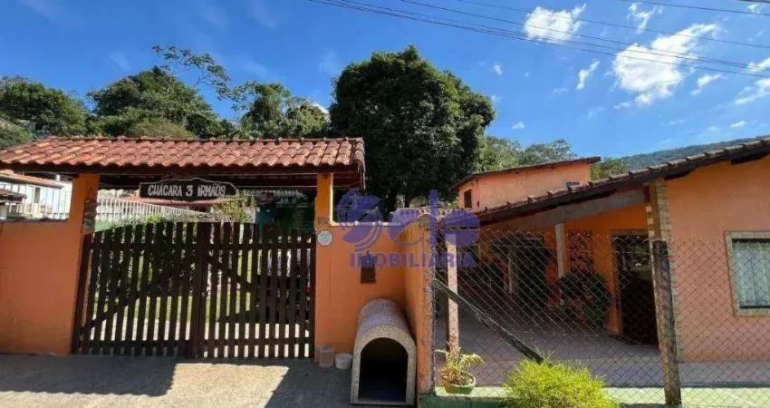 Chácara com 4 dormitórios à venda, 1100 m² por R$ 700.000 - Rio Acima - Mairiporã/SP