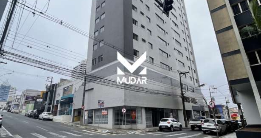 Apartamento com 4 quartos, 1 suite e 1 vaga no centro – Edifício Leopoldo Roedel