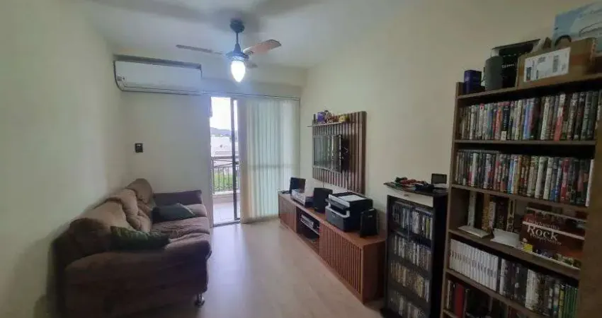 Excelente 2qts varandão vista indevassada farto lazer armários junto comércio condução colégios