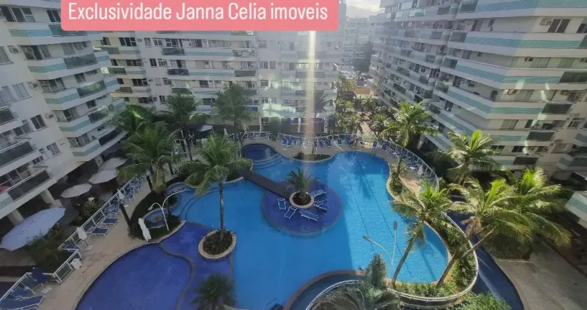 Naquele condominio queridinho do bairro pelo ponto, por ser a maior infra de lazer da região, pelas atividades esportivas e pela segurança e organização vc encontra esse 3 qts c 3 banheiros varandão