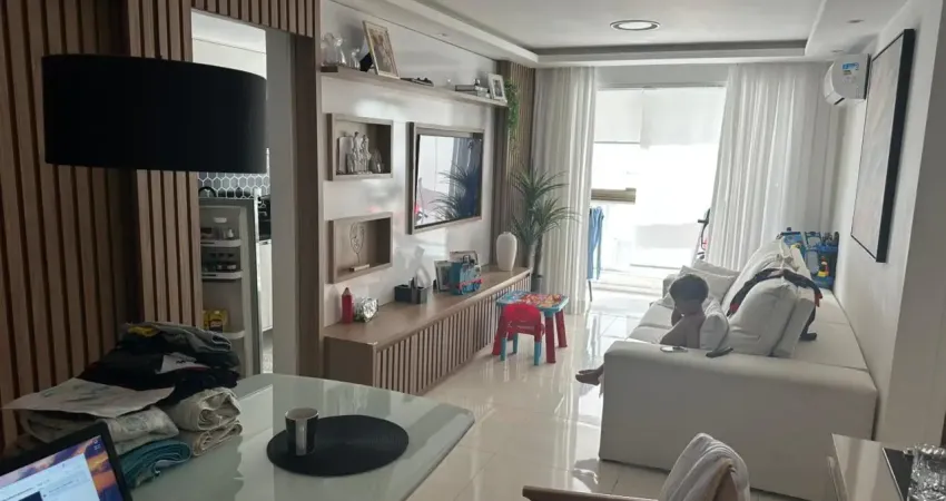 Lindo 2 qts c suite varanda ampla fechada cortina vidro todo reformado/planejado mts armários lazer