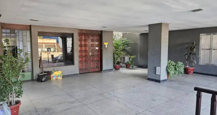 Prédio com excelente localização - 2 quartos - centro de são gonçalo