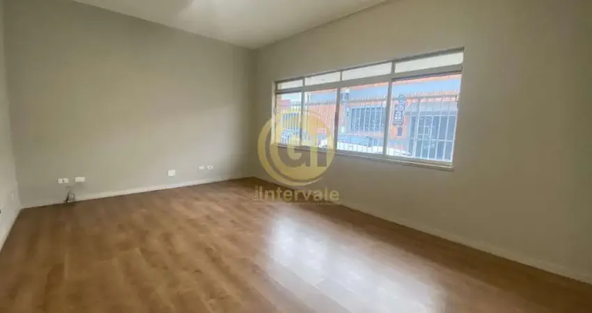 Casa comercial para alugar na Rua Voluntário Gabriel Soares, Centro, Jacareí