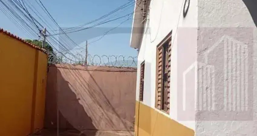 Casa para venda em uberlândia, santa mônica, 3 dormitórios, 1 suíte, 2 banheiros, 3 vagas