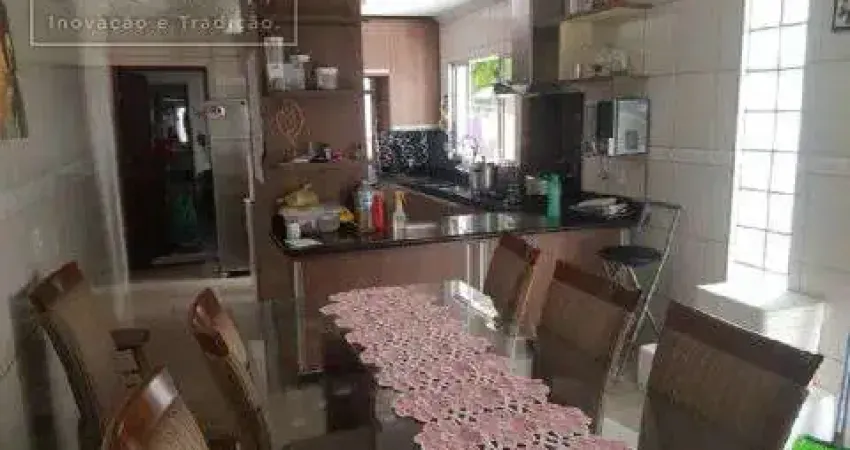 Casa com 6 quartos à venda na Vila São Pedro, Santo André 