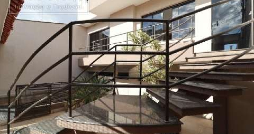 Casa com 5 quartos à venda na Vila Metalúrgica, Santo André 