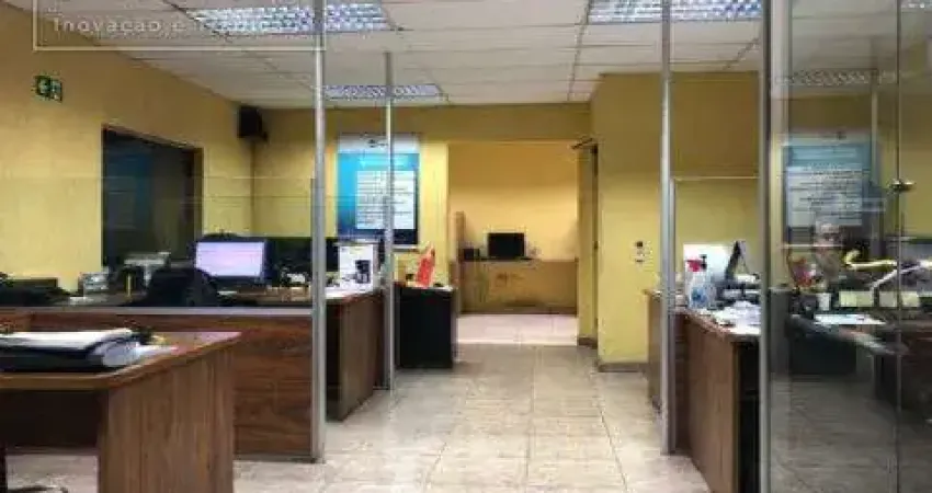 Barracão / Galpão / Depósito à venda na Vila Carmosina, São Paulo 