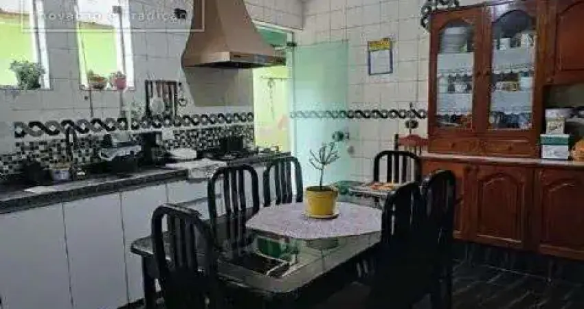 Casa com 3 quartos à venda na Vila Metalúrgica, Santo André