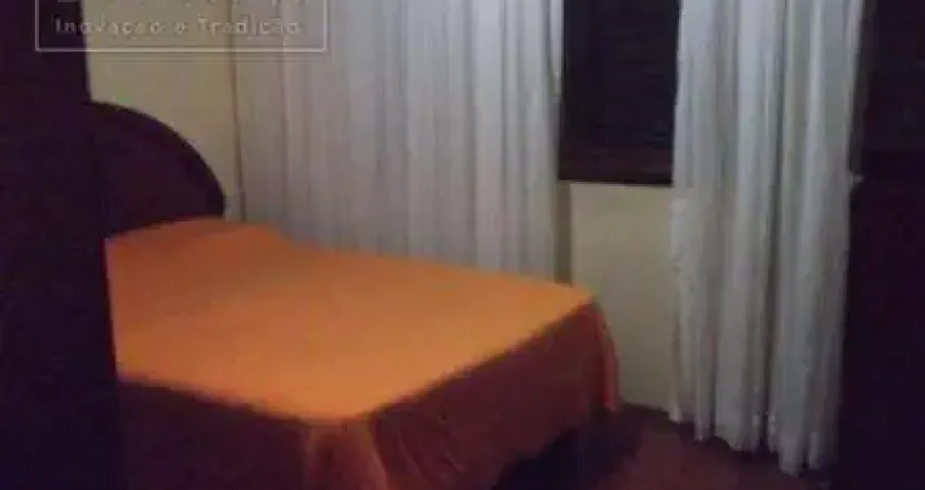 Casa com 3 quartos para alugar no Santa Teresinha, Santo André