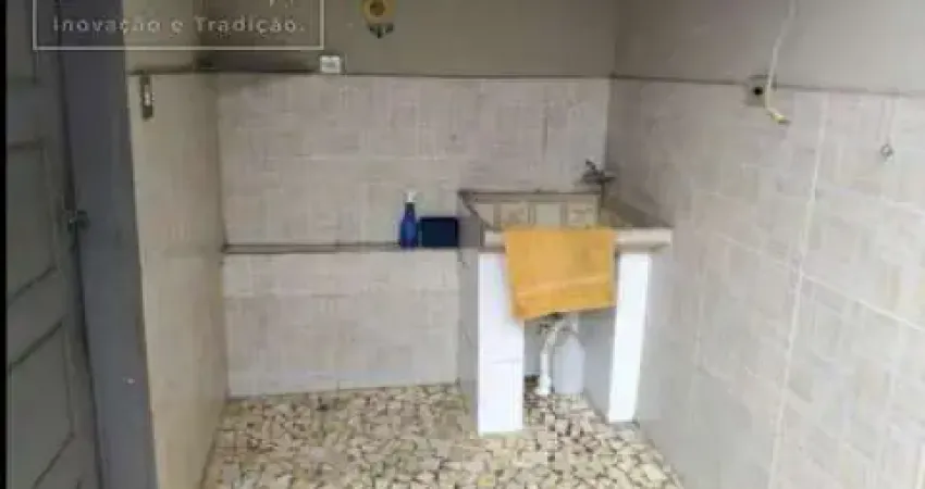 Casa com 2 quartos para alugar no Jardim Ana Maria, Santo André 