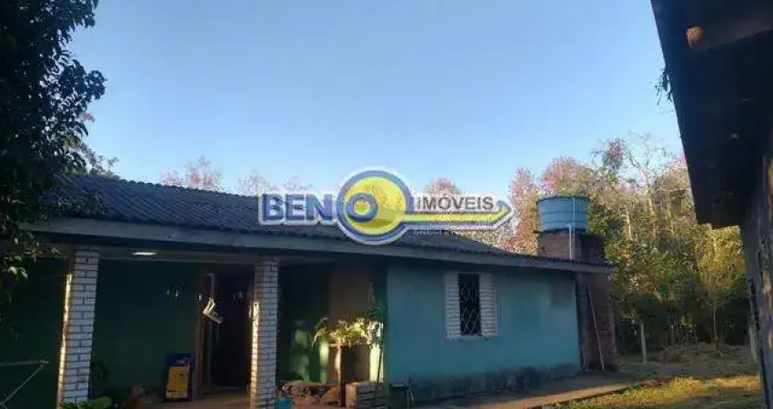 Beno Imóveis vende sítio com 1000m  na parada 79A da RS020 em Gravataí. 3km pra