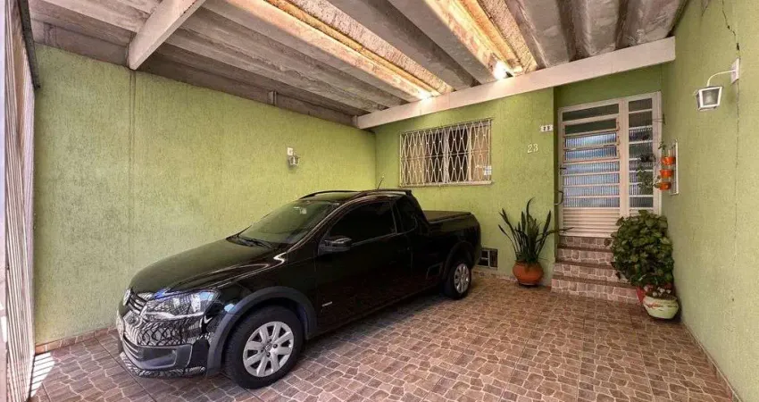 Sobrado a Venda - Santa Teresinha - 03 dormitórios, 04 vagas, 240 m² !!