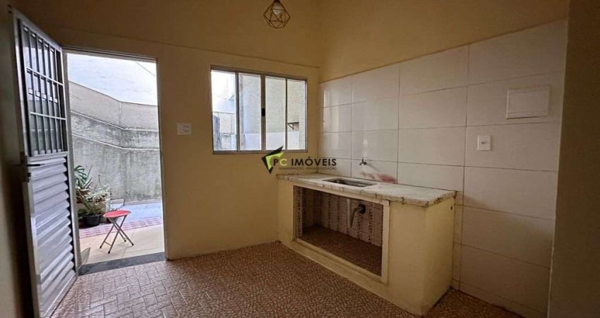 Kitnet para Locação no Bairro do Limão – Praticidade e Economia!