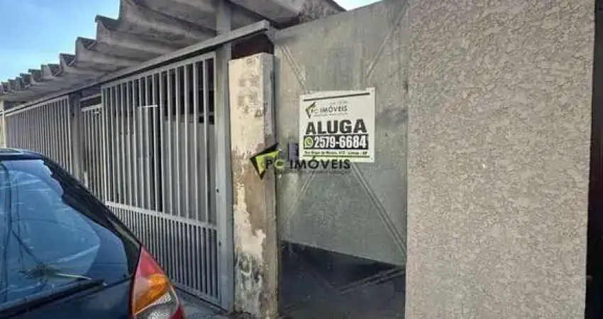 Casa com 3 quartos para alugar na Vila Carbone, São Paulo