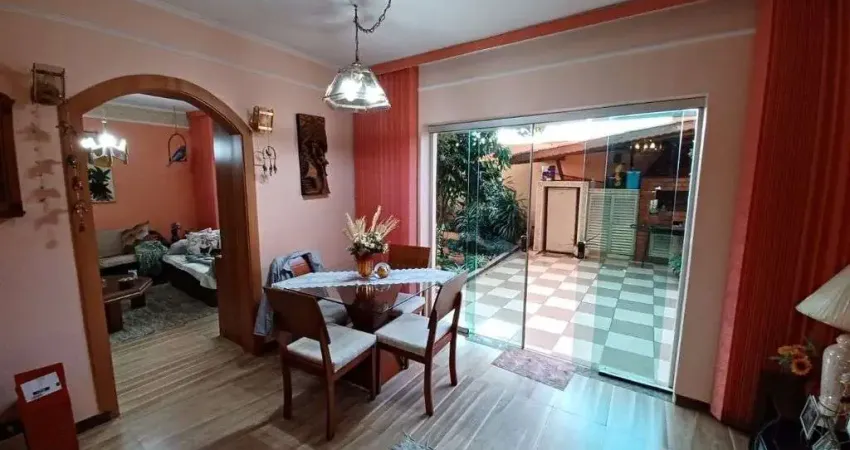 Casa com 4 quartos para alugar no Jardim Primavera, São Paulo