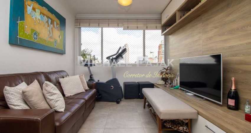 Apartamento Reformado á Venda - Michael Pajak (11) 99996-4550