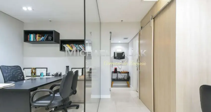 Conjunto comercial com 42m²