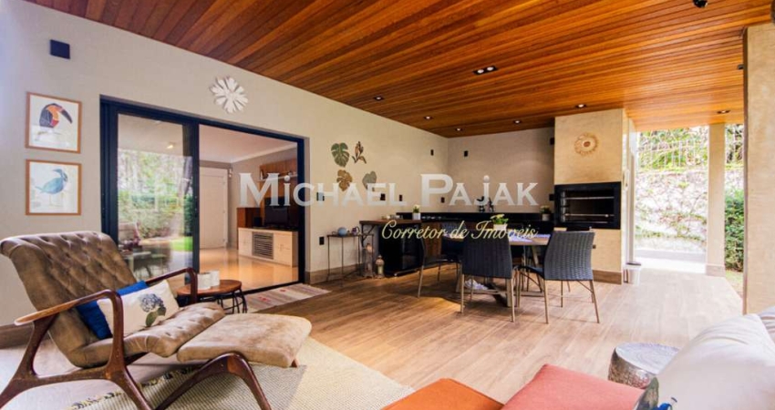 Casa tipo para venda com 4 quartos, sendo 1 suíte - Michael Pajak (11) 99996-4550