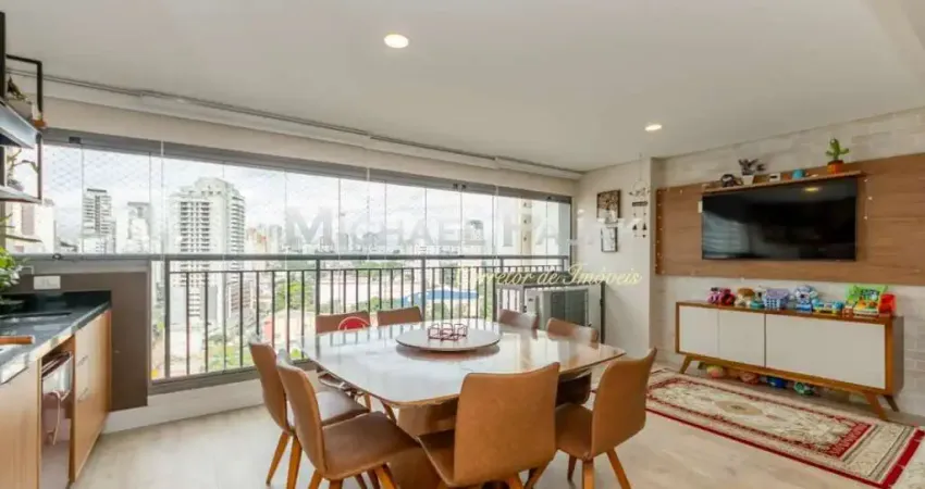 Apartamento tipo para venda com 3 quartos, sendo 3 suítes, 150m²