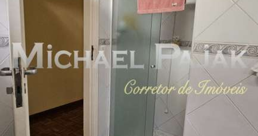 Casa tipo para venda com 5 quartos, sendo 2 suítes - Michael Pajak (11) 99996-4550